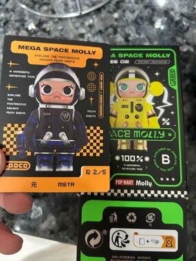 Mega Space molly series 2 Collectible Figure secret META